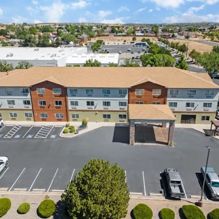 Best Western Plus the Four Corners Inn
