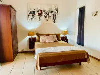 Beautiful Secure Villa with Pool & Tropical Garden - 2-Star