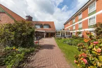 Hotel Drei Kronen Elmshorn - parkir