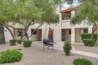 Work, Hike & Swim: Central Tucson Condo w/ Pool - Kondo