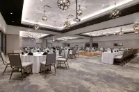 Homewood Suites by Hilton Oak Creek Milwaukee - parking