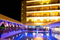 Courtyard Paramaribo - Pools