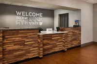 Hampton Inn Massillon - 2-Star