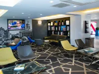 Roomzzz Nottingham City โรงแรมใกล้ไฮฟิลด์