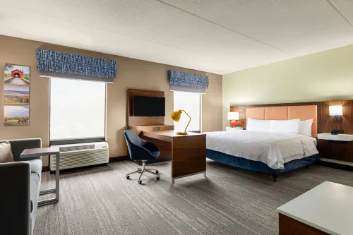 Hampton Inn & Suites Frederick-Fort Detrick - Gym