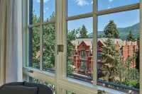 The St. Regis Aspen Resort - マウンテンビュー