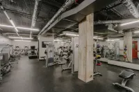 Club Quarters Hotel in Houston - โรงแรมราคาถูก