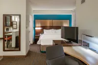 Residence Inn Dallas at the Canyon - موقف سيارات