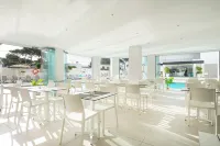 Welikehotel Triton Beach - Завтрак