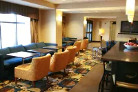 Hampton Inn Topeka - Pools
