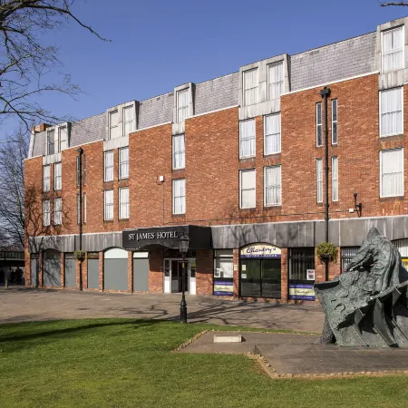 St James Hotel