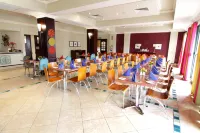 Cresta President Hotel - Breakfast