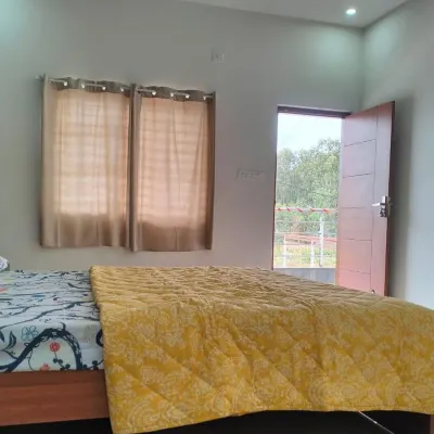 Savindu's Nest Các khách sạn gần Cây đa lớn
