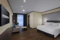 Harper Premier Nagoya Batam by ASTON - 주차장
