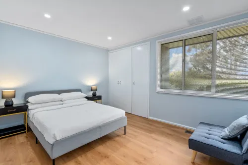Family-friendly 3-bed House in Kambah - 2 stjerner