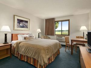 Days Inn by Wyndham Willmar