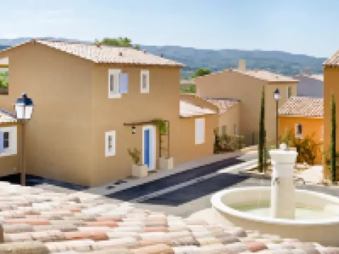 Le Clos Savornin V8IC