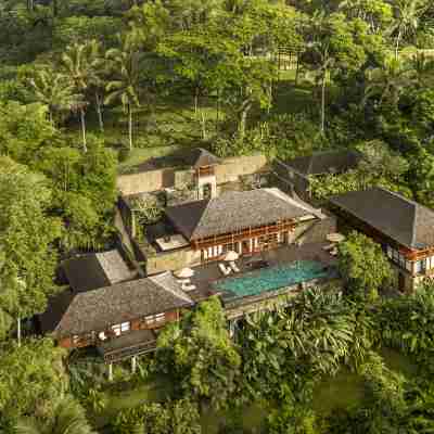 코모 샴발라 에스테이트 Hotel Exterior