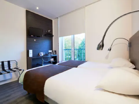 Demain Hôtel & Conciergerie Hotels near Musee Jules Verne