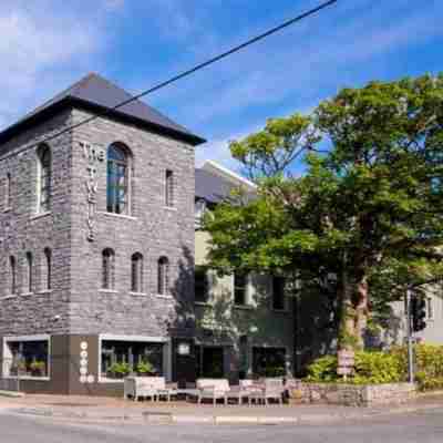 The Twelve Hotel Hotel Exterior