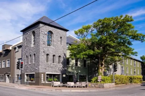 The Twelve Hotel Hotels in Barna