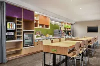 Home2 Suites by Hilton Warminster Horsham - breakfast