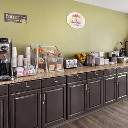 Super 8 by Wyndham Sioux Falls