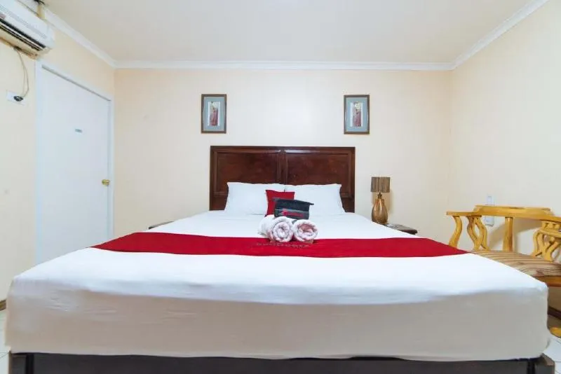 RedDoorz @ Clarkview 21st Street Angeles City Kamar Photos