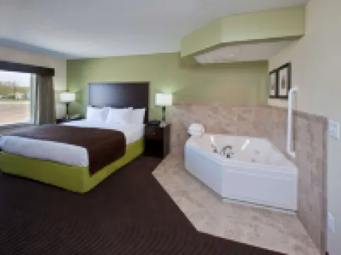 AmericInn by Wyndham Fairfield Hotels in Fairfield