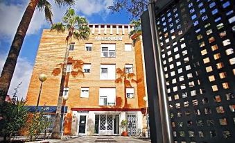 4. Apartame..