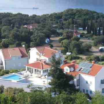 Villa Antea Apartments Hotel Exterior