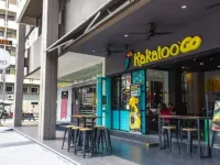 ذا فايف إليمنتس هوتل Hotels near ملعب مرديكا