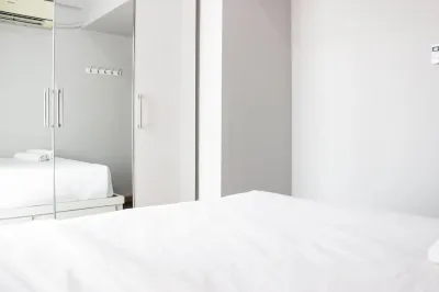 Modern & Gorgeous 2Br Apartment at Newton Residence Hotel dekat PT. Akur Pratama Yogya Center