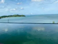Sinae Phuket Luxury Hotel