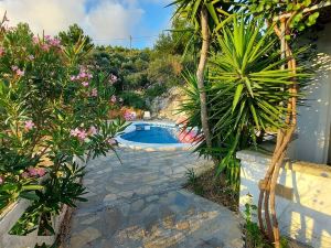 Apartment with Pool and Panorama View