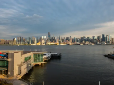 เรสซิเดนซ์อินน์ บายแมริออท วีฮอว์เกน โรงแรมในวีฮอว์เคน