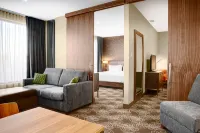 Hilton Montreal/Laval Hôtels à : Laval