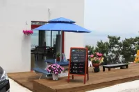 Changwon Santorini Pension