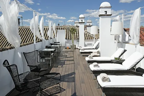 Hospes Las Casas del Rey de Baeza, a Member of Design Hotels Hotel di Sevilla