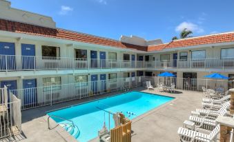 Motel 6 Carlsbad, CA - Near Legoland