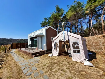 Yeongju Baetaegine House Pension Отели в г. Йонджу