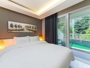 Ulsan Yeongnam Alps the Bamboo Hotel