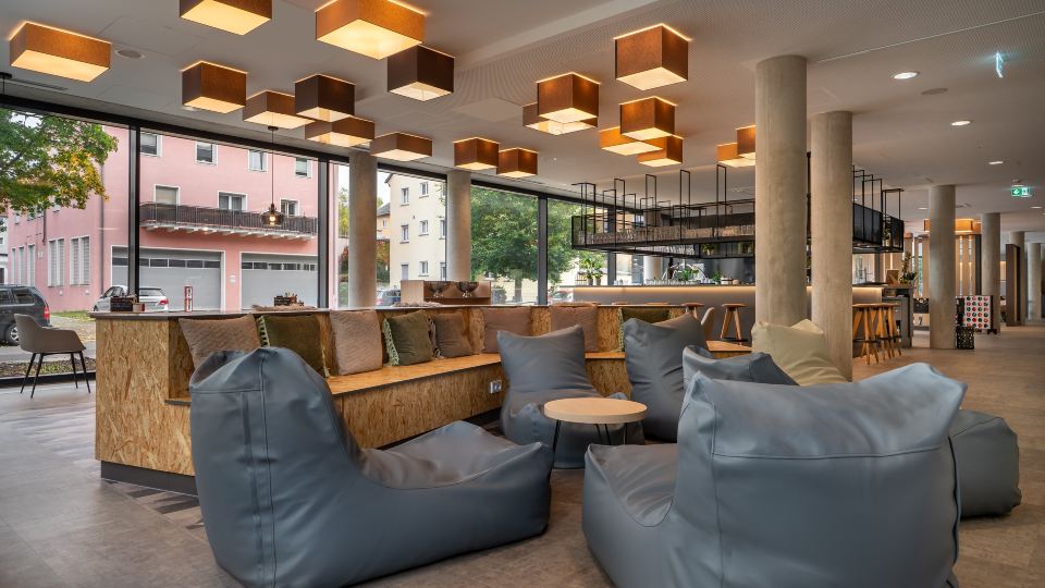 Holiday Inn - the niu, TIMBER ESSLINGEN by IHG