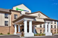 Holiday Inn Express & Suites Crawfordsville Hotels in 