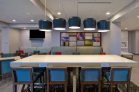 Hampton Inn by Hilton Brockville, on - parking