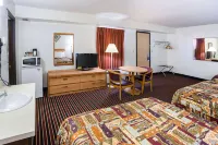 Rodeway Inn & Suites Hotels in Austin