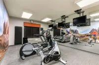 Clarion Pointe Columbus-Bradley Park - Gym