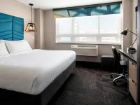 Four Points by Sheraton Manhattan SoHo Village Hotels near Bleecker Playground