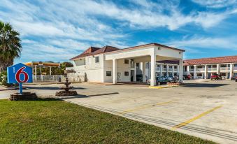 Motel 6 San Marcos, TX - North