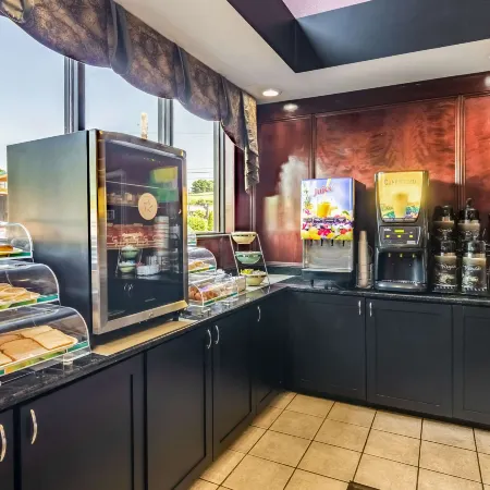 Quality Inn & Suites